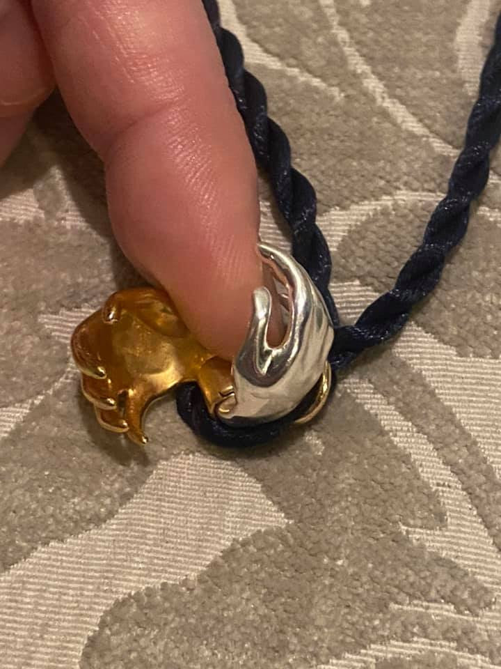 Leona's Healing Hands, Locket for Crystals or Essential Oils, 10K Gold-12