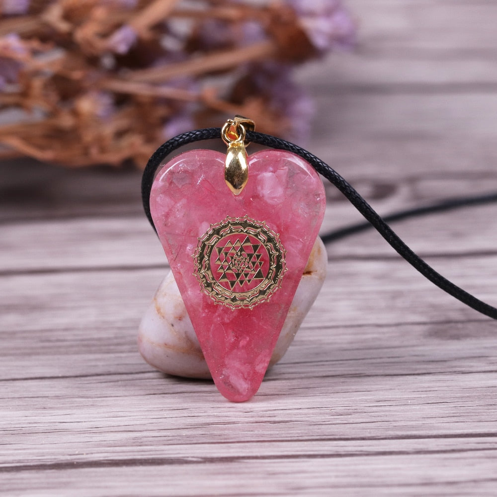 Orgonite Pendant pink Heart Pendant Necklace Healing Crystals Recruit Peach Blossom to Promote Marriage-9